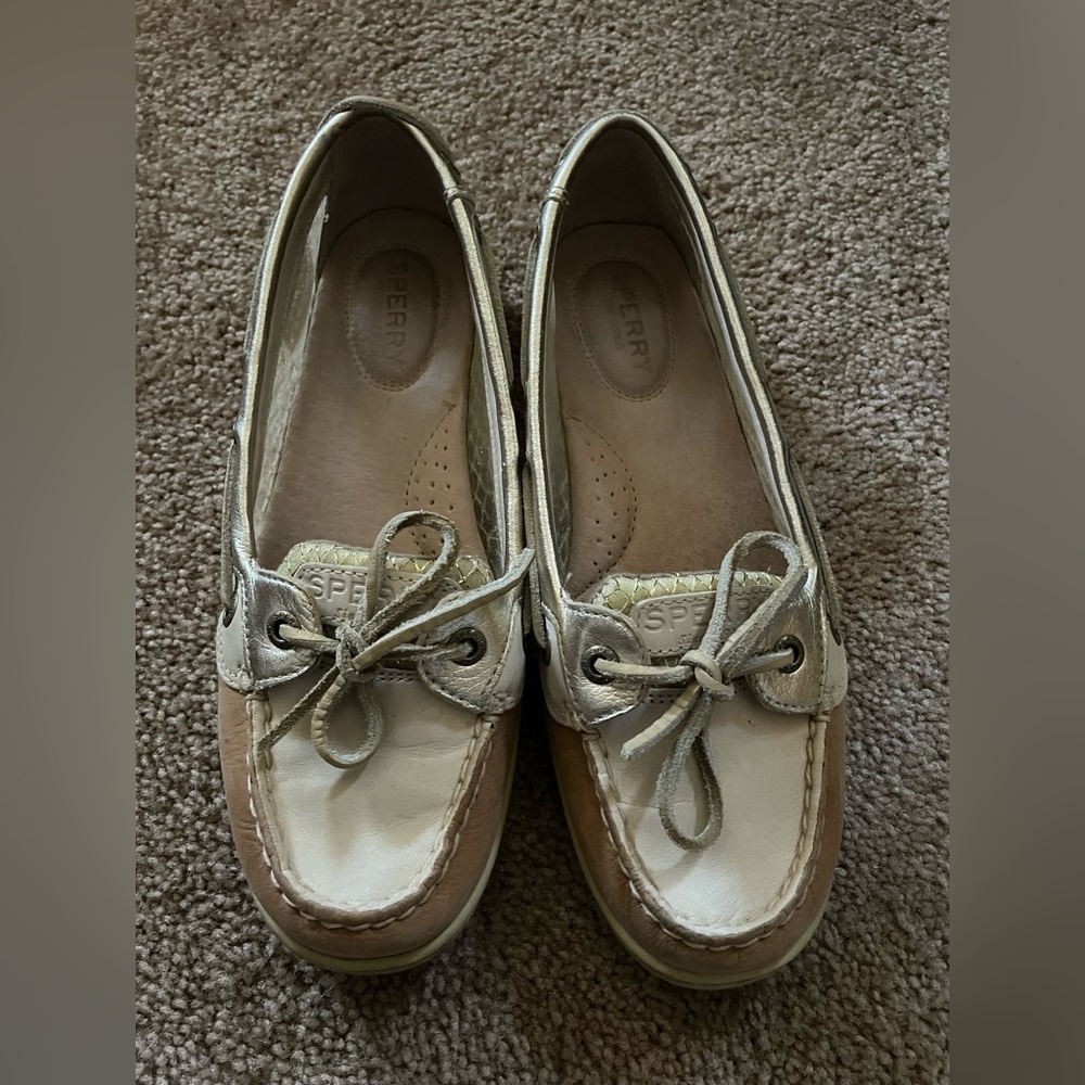 Cream and tan Sperry topsiders Size 7.5.